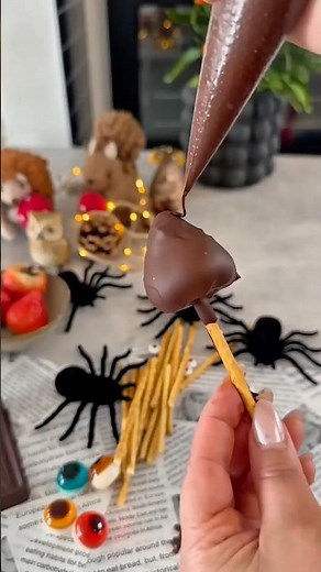 🍫 Chocolate Strawberry Witches’ Brooms 🧹