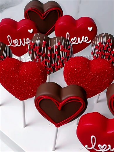 Delicious Valentine’s Day Cake Pops Recipe