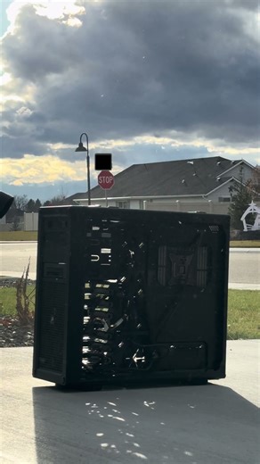 dusting out the computer case efficiently #dusty