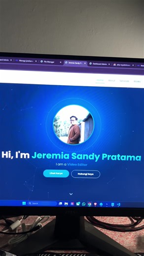 POV: Sedang mencari kesibukan di tengah kekosongan hidup. 🥲 Hasilnya lumayan lah, PHP Native rasa React. 🌐✨ #Gabut #MahasiswaIT #WebDev #Portfolio #informatikaukmc