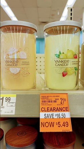 Yankee candles on sale at your local Walgreens #yankeecandle