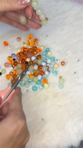 Its time to make new bracelets #beads #bracelet #stonebeads #diyprojects #diy