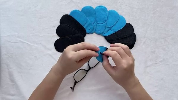 ZUROLEE Eye Patches For Amblyopia Glasses, Treatment For Strabismus & Lazy Eye Patches For Kids, Eye Patches For Kids (Pack of 12)
