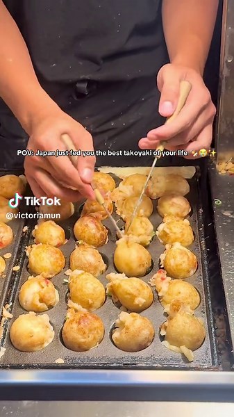 Exploring Osaka's Best Takoyaki Experiences
