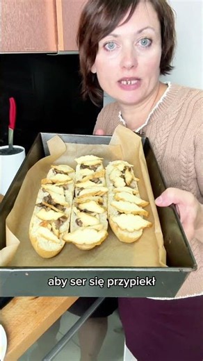 Najlepsze zapiekanki. Pomysł na kolację. Zapiekanka góralska. Prosty przepis