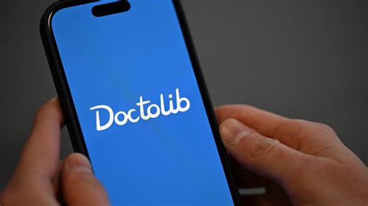 Génération de courriers, dictée médicale... Doctolib lance de nouvelles fonctions IA pour aider les soignants