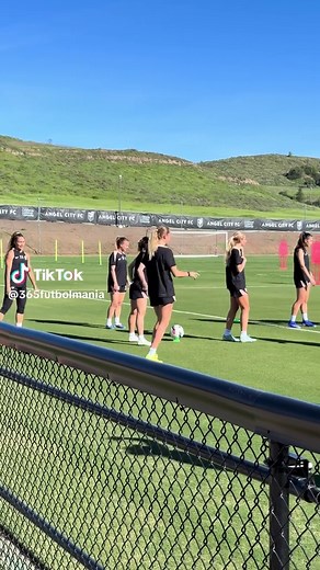 Angel City FC Prepares for 2026 Season Training