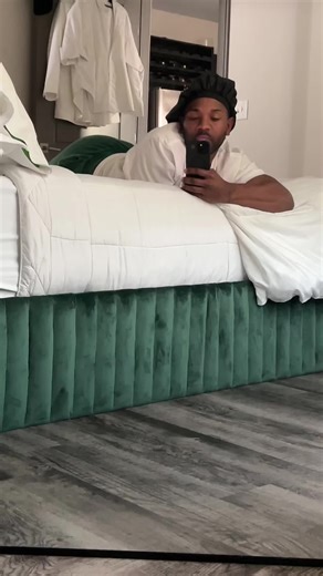 DailyDosesOfDee (@dailydosesofdee)’s videos with original sound - DailyDosesOfDee