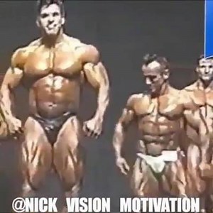 22 reactions · 11 shares | Lou Ferrigno & Flavio Baccianini #Posedown #bodybuilding #motivation #WorldMuscleTv . Credit : @nick_vision_motivation | Gym Legends | Facebook