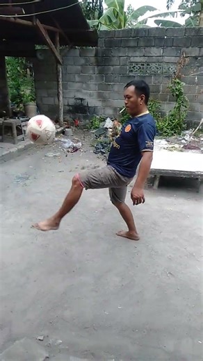 #music #djrenepresentsunidosparalahistoriamixtape football manager handheld games