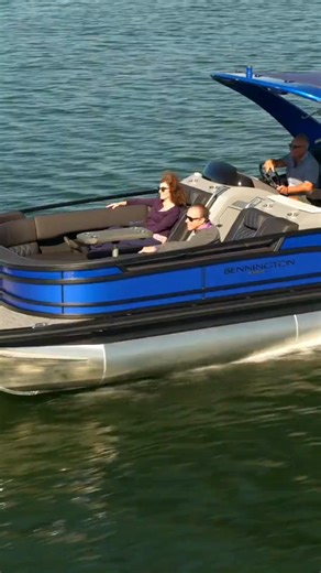 22K views · 124 reactions | At Bennington, our Bowrider pontoon is revolutionary. It’s the first of its kind in the industry. The low-profile rails & step-down bow enhance the captain’s sight lines and the integrated V-hull gives you the best performance and the most control. | Bennington Pontoon Boats | Facebook