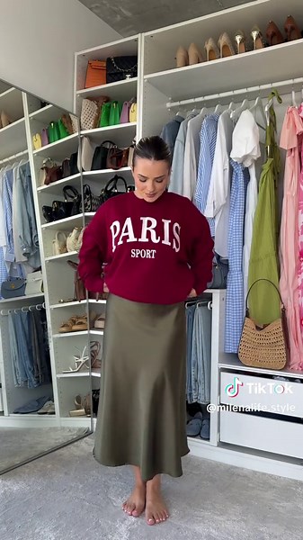 Burgundy and Khaki Fall Fashion: The Perfect Color Combo