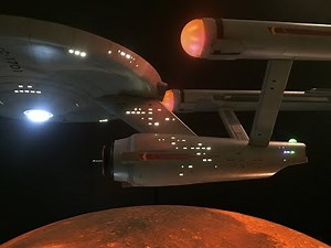 1:350 scale TOS Enterprise Build