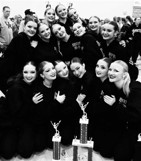 Our 2026 Freshman🖤! So excited to watch them take the Nationals floor for the first time 🪩! #freshmanyear #NDA #nationals #dancer #gobirds