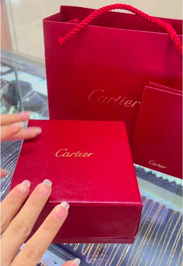 Explore Stunning 18K Rose Gold Diamond Jewelry