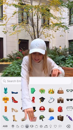 PETRA | artist • dancer • singer on Instagram: "Wouldn’t it be great if that were true in real life? ✨"