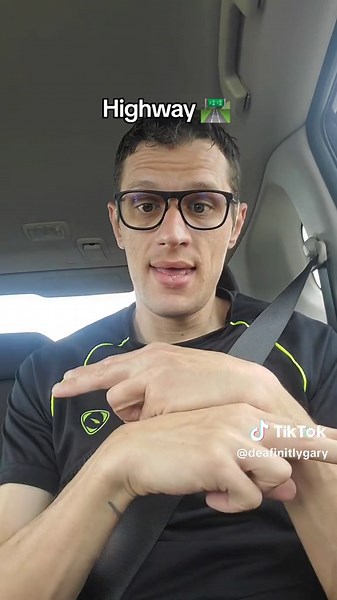 We went for a drive so I thought I'd make this quick video lol #learnasl #random #basicwords #americansignlanguage #asl