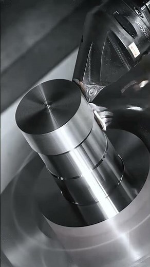 Mastering Tough Alloys: Heavy-Duty CNC Turning for Renewable Energy Shafts | LS Manufacturing