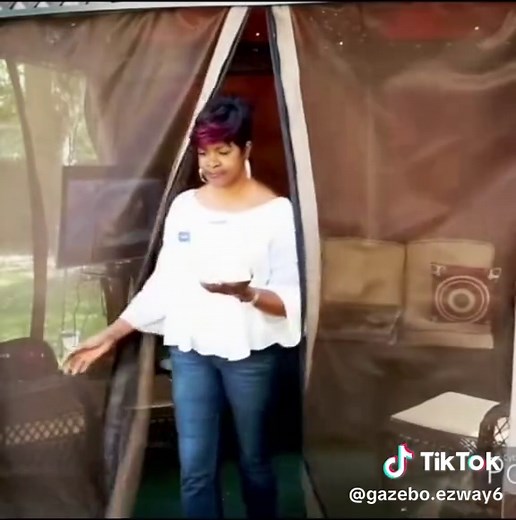 Gazebo EZ-Way Magnetic Screen - Pet Friendly