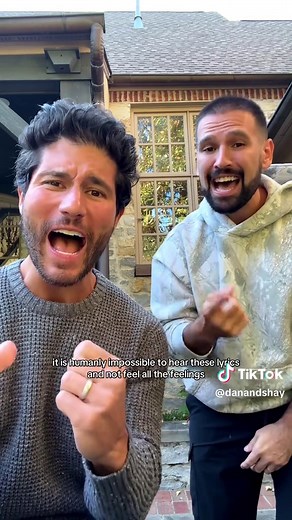 especially this time of year 🍂 #taylorswift #danandshay