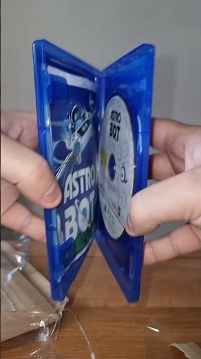 Astro Bot PS5 Unboxing