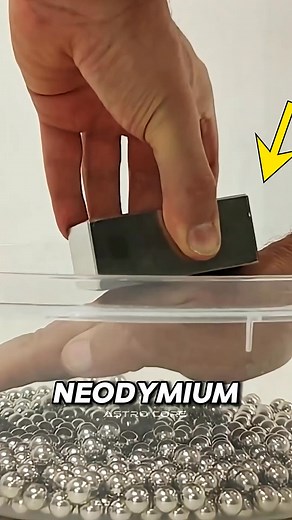 11K views | The Strongest Magnet Can Crush Anything 鱗#shorts | Flash IQ | Facebook