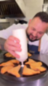 30K views · 254 reactions | Pečené zemiakové pirohy ~ kyslá kapusta, cesnaková smotana | Pestucci - Restaurant & Pub | Facebook