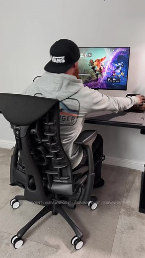 The easiest and best gaming chair to unbox. The Herman Miller Embody x Logitech #gaming #gamingsetup #hermanmiller #hermanmillerchair #desksetup #ps5 @Logitech G