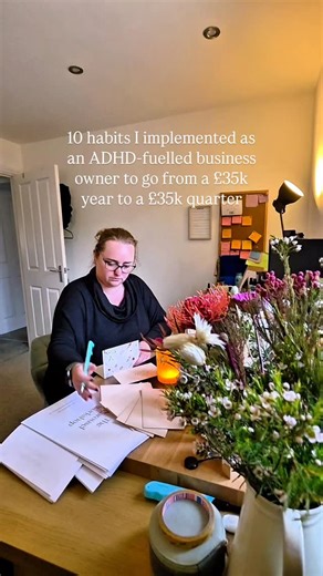 Liv | Marketing & Sales Strategist on Instagram: "1. Followed a content strategy to reduce some thinking, and keep my socials consistent 2. Monthly analysis of my top performing posts, and tweaked my messaging based on what resonated with my audience 3. Invested in myself and the business with courses and mentoring 4. Reviewed workshop feedback to improve the next run 5. DMed clients questions to get info I could use to attract more clients like them 6. Gave myself time to rest, so my brain woul