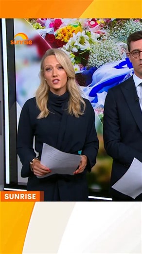 HONOURING THE HEROS Thank you to those who stepped up in the face of terror. Emergency services and first responders who make the community feel safe every day. We appreciate you and the work you do. WATCH WEEKEND SUNRISE FOR MORE I @7plus | Sunrise