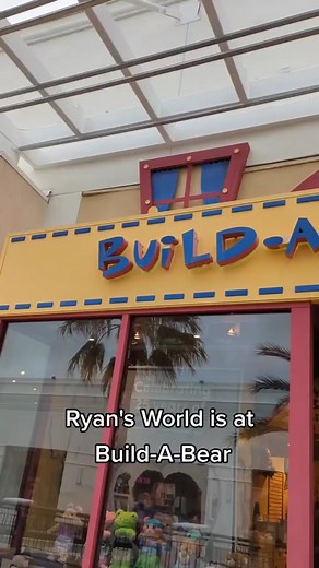 Ryan's World Alpha Lexa Build-A-Bear Experience