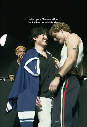 *dj 😜 (@DJ Jeffery) @Felix Eller and Kyle basically reinacted Heated Rivalry on stage with us?! 😱 @Jenny Wagner 📹: @Estorie / Liz #heatedrivalry #heatedrivalrave #ilyarozanov #shanehollander #lookalike