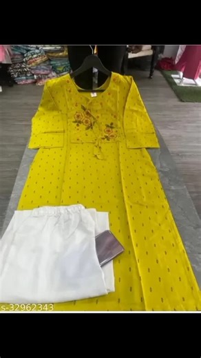 ≛⃝🇸𝙤𝙣𝙖m🍁࿐🎯꧁༺༒QueeN༒༻ ꧂ on Instagram: "Best kurti book now"
