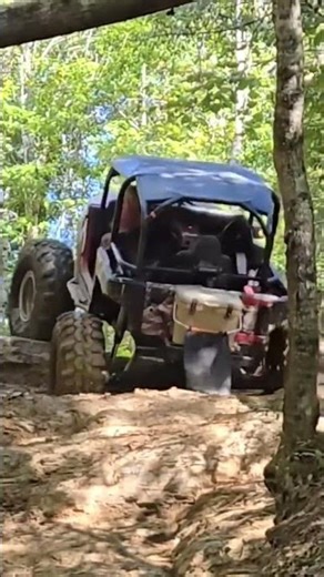 YJ Turns Over Big Tires to Conquer Rock Hill | Off-Road Action