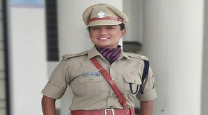 PCS Success Story: इंजीनियरिंग के बाद 8 हजार की नौकरी पर लोग मारते थे ताना, पहले प्रयास में ही पास किया PCS एग्जाम