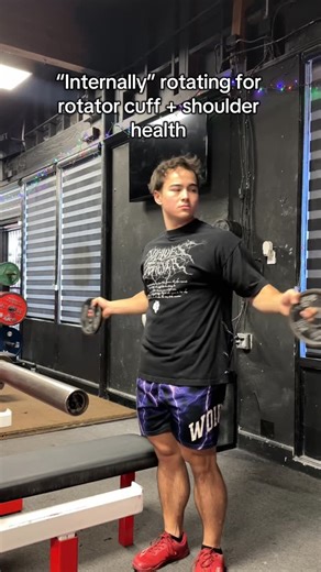 Thien-Tan La on Instagram: "Internal rotations are great for warming up for bench or just general shoulder health. BUT you need to use cables or bands, not free weights. This is because free weights load the weight downwards (from gravity). Cables or bands load the weight horizontally to effectively use your rotator cuff."
