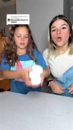 Mamá y mia💜🧜 on Instagram: "Hicimos un SLIME gigante 🫦🖤 • • • #Slime #slimevideo #slimeasmr #slime #slimes #slimeusa #slimetutorial #slimming #slimerecipe #black"