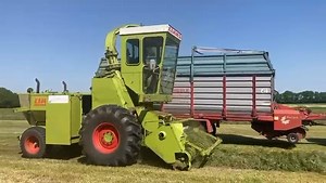 35K views · 354 reactions | Ein #Claas Jaguar 80 SF im Einsatz beim ersten Schnitt, danke an Iwer Dall für das #HandyVideo per Nachricht. | profi | Facebook