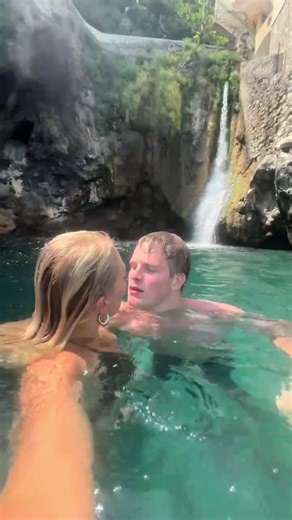 Exploring the Amalfi Coast by Boat Tour