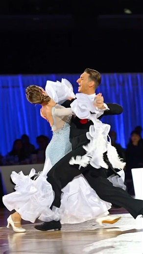 Slow foxtrot chronography from Tokyo #ballroomdance #dancesport
