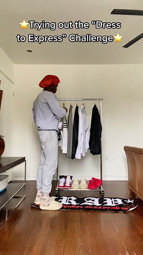 Had fun doing the UNiDAYS challenge where I got to express myself in different ways! Let me see you try next! #unidaysdresstoexpress @UNiDAYS