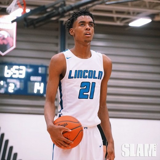 SLAM HIGH SCHOOL on Instagram: "Emoni really making defenders look silly out here 🤮 @emoni21"