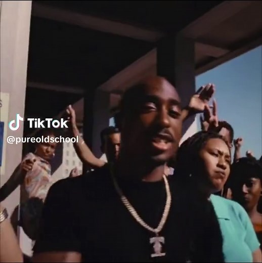 2Pac & Eazy-E Remix: 90s Rap Classics!