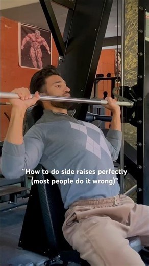 “Most people go too heavy on side raises and lose the tension 👎 | Don’t forget to subscribe.