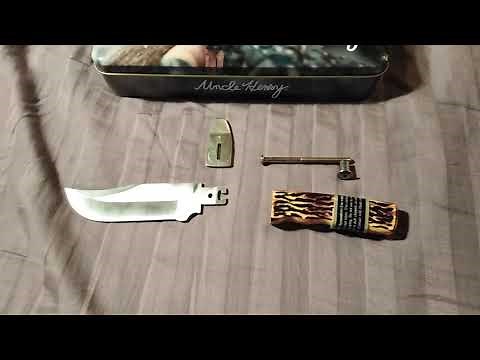 What's inside the handle of a Schrade Uncle Henry Pro Hunter knife?