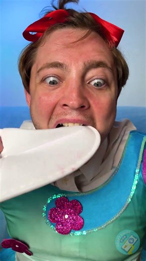 I tried the most addictive scrolling challenge ever! 📱😳