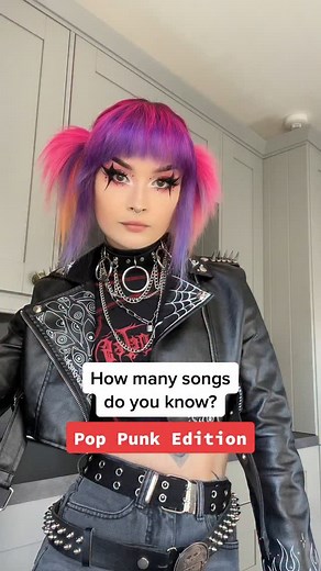 Pop Punk WHERE?!?!!!? 🙄🎸 ⁣⁣⁣ ⁣⁣⁣ ⁣⁣⁣ ⁣⁣⁣ ⁣⁣⁣ ⁣⁣⁣ ⁣⁣⁣ ⁣⁣⁣ ⁣⁣⁣ ⁣⁣⁣ ⁣⁣⁣ ⁣⁣⁣ ⁣⁣⁣ ⁣⁣⁣ if ur falling for these.. that’s on you, but thanks for the engagement 🤪 | Kit GutterBratz