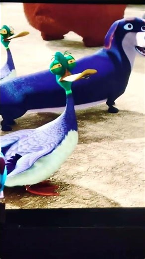 Elliott screams Open Season (2009)