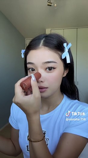 毎日メイクで美を追求する方法🎀💞