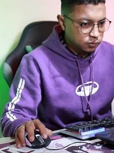 CLAVIER GAMER AZERTY avec Chevron Miaraka @ Souris Carracteristique: - Châssis metal - Langue azerty d'origine - Filaire - Misy Pose Phone - Rgb - Avec Souris Gamer Prix : 80 000ar Contact 034 01 203 96 Magasin Antanimena | Infinity PC Store